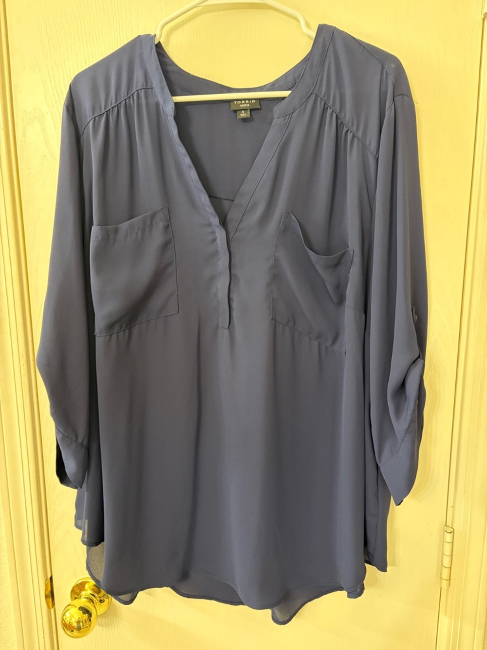 torrid Navy Blue V-Neck Pocket Blouse Size 3